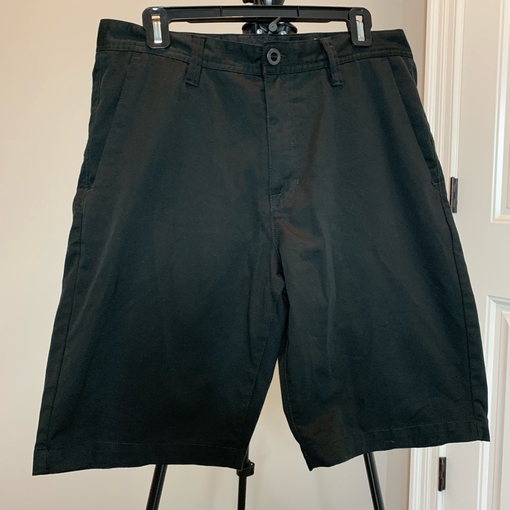 Volcom shorts